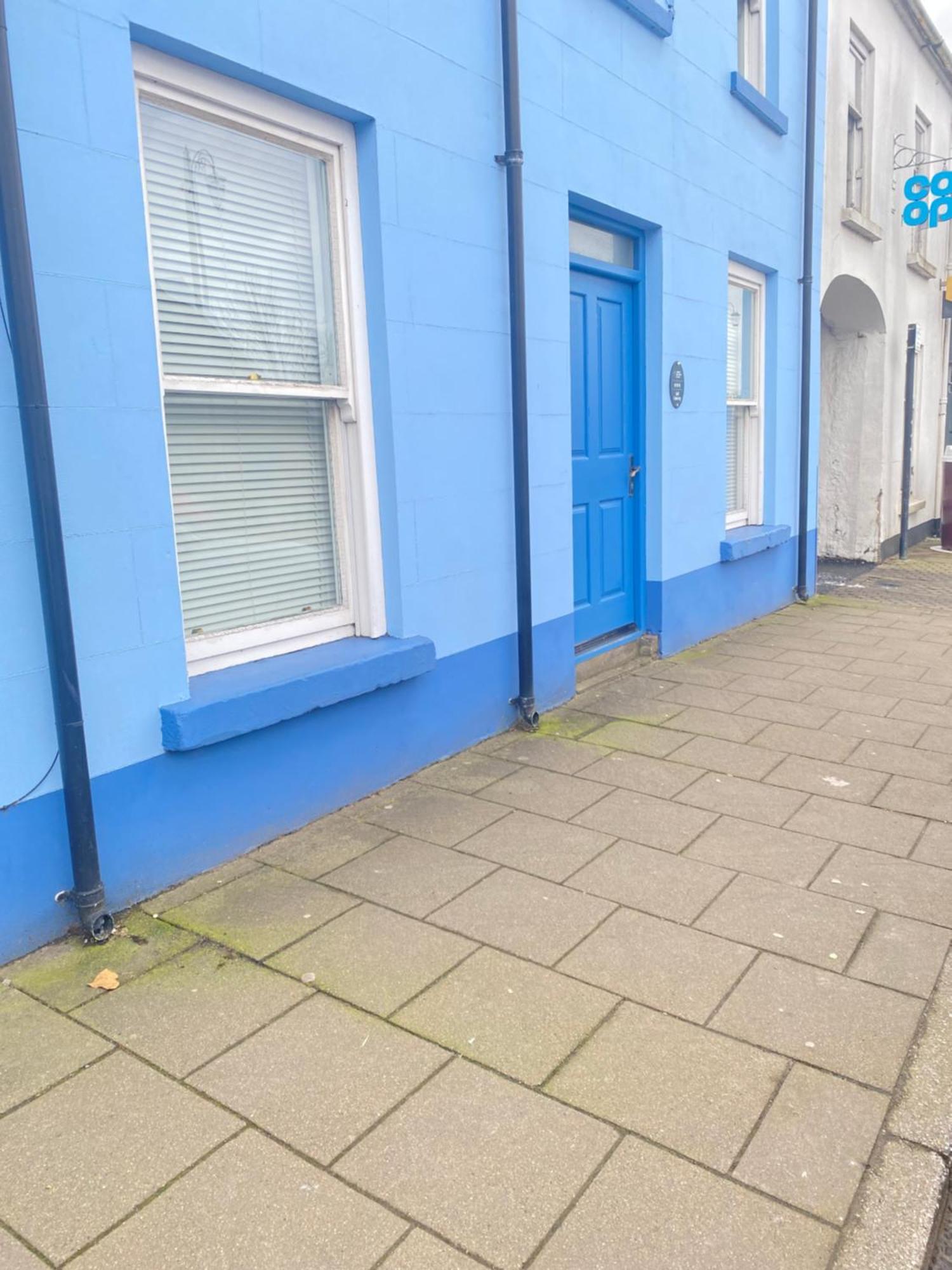 The Blue House Apartments Bushmills Exterior photo